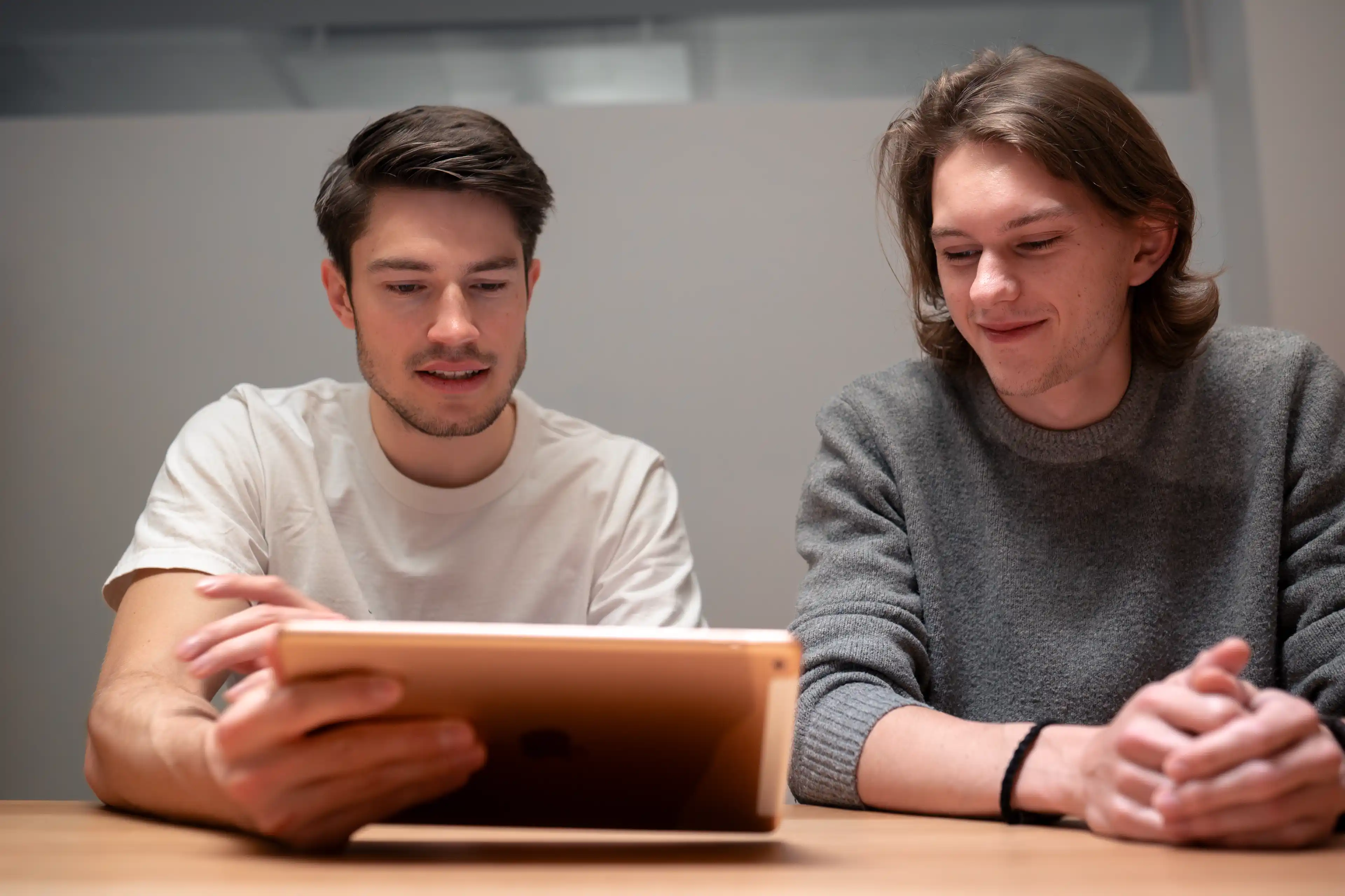 Studierende lernen gemeinsam mit Constellatio